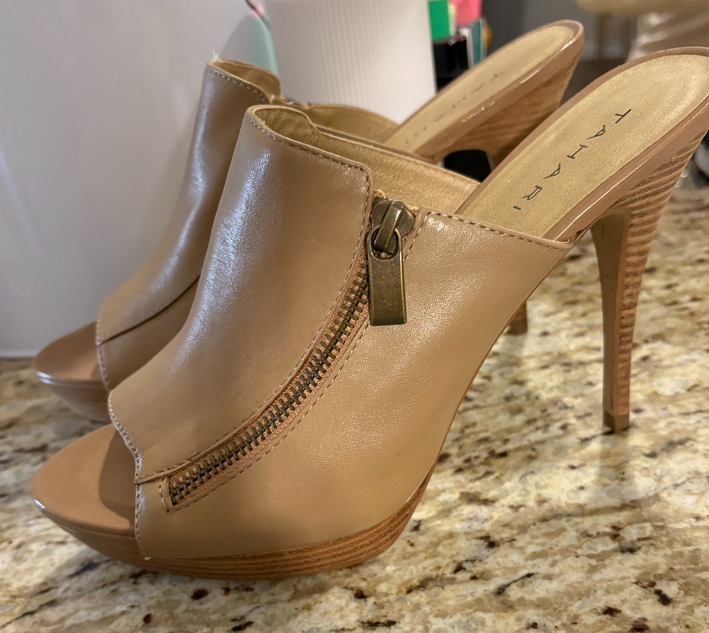 Tahari beige peep-toe platform mule heels with a side zipper size 9.5